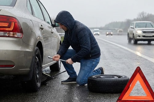 Cambio de neumáticos urgente en España
